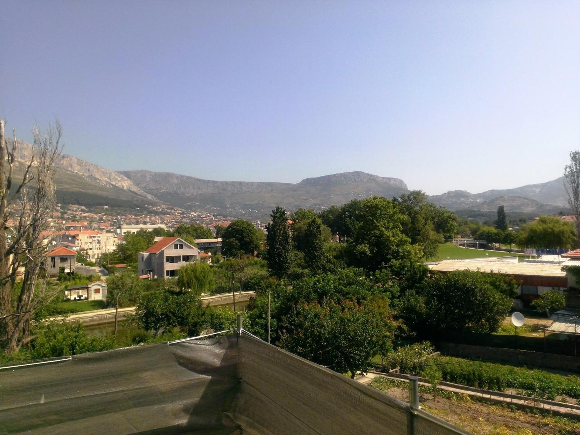 Apartments Jasminka Σολίν Εξωτερικό φωτογραφία