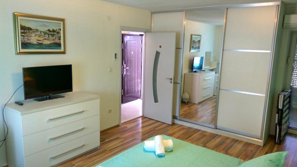 Apartments Jasminka Σολίν Εξωτερικό φωτογραφία